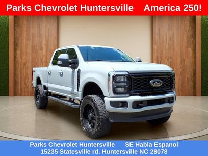 Used 2025 Ford F250 Lariat w/ Black Appearance Package