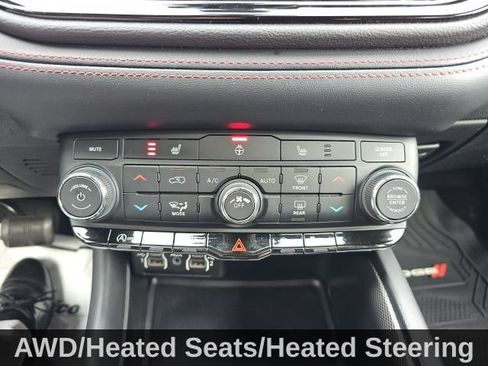 Used 2023 Dodge Durango GT AWD/4WD image 15
