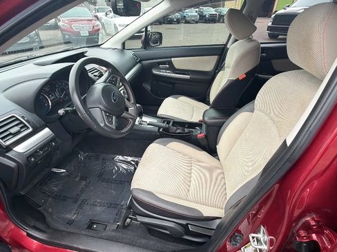 Used 2017 Subaru Crosstrek 2.0i Premium AWD/4WD image 8