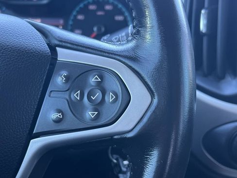 Used 2019 Chevrolet Colorado LT w/ Safety Package image 10