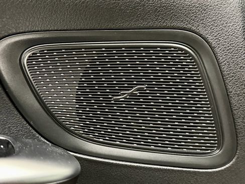 Used 2023 Mercedes-Benz C 300 Sedan image 23