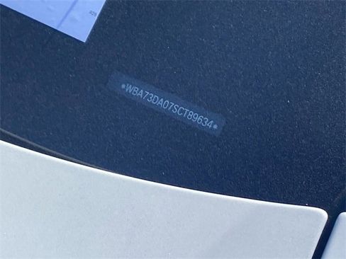 Certified 2025 BMW M440i Coupe w/ Shadowloine Package image 33