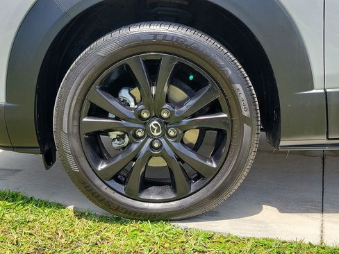 Used 2025 MAZDA CX-30 AWD 2.5 S w/ Select Sport Pkg image 3