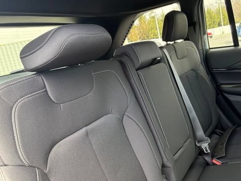 New 2026 Jeep Grand Cherokee Laredo X AWD/4WD image 31