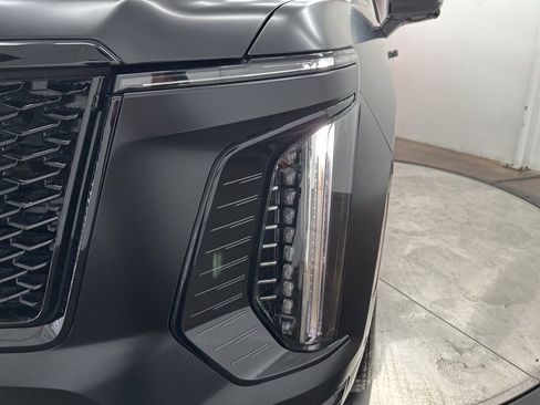 Used 2025 Cadillac Escalade Sport Platinum AWD/4WD image 30