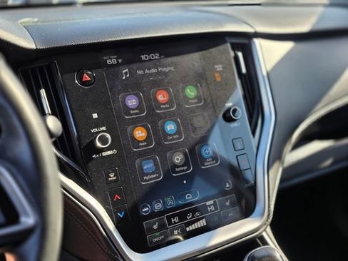 Used 2022 Subaru Outback Premium image 28