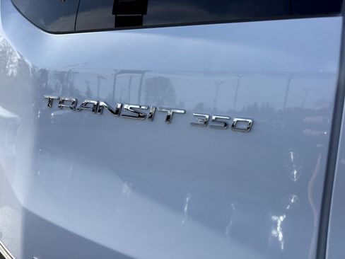 Used 2025 Ford Transit 350 XLT image 11