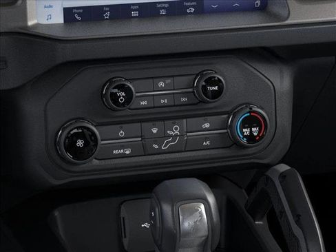 New 2025 Ford Bronco Badlands w/ Sasquatch Package AWD/4WD image 16