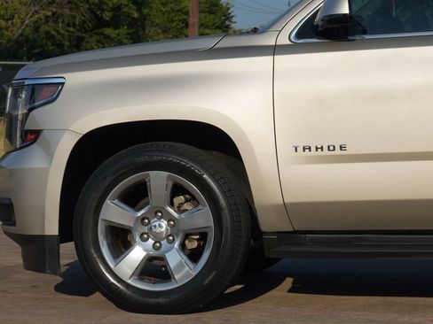 Used 2017 Chevrolet Tahoe LT w/ Luxury Package RWD image 24