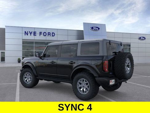 New 2025 Ford Bronco Badlands image 5