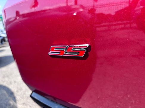 Used 2018 Chevrolet Camaro SS image 27