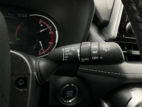 Used 2025 Toyota RAV4 XLE image 37