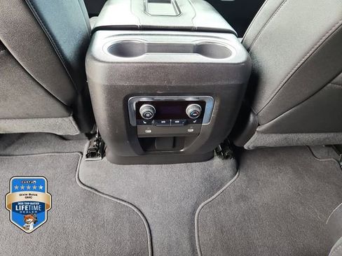 Certified 2023 Chevrolet Suburban Premier RWD image 13