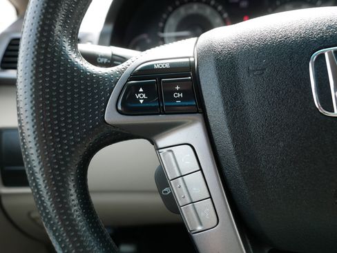 Used 2014 Honda Odyssey LX image 30