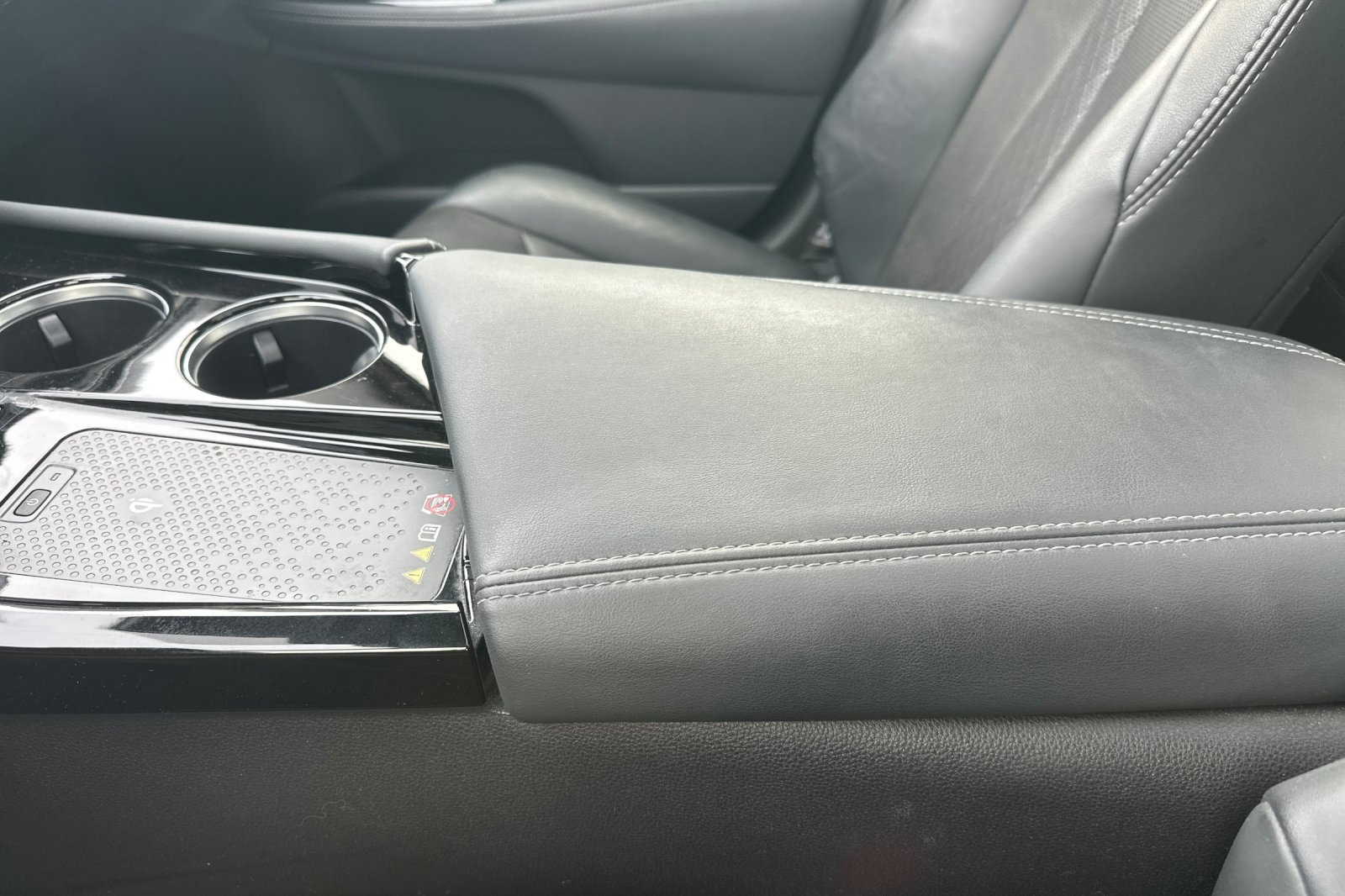 Used 2021 Toyota Mirai RWD image 33