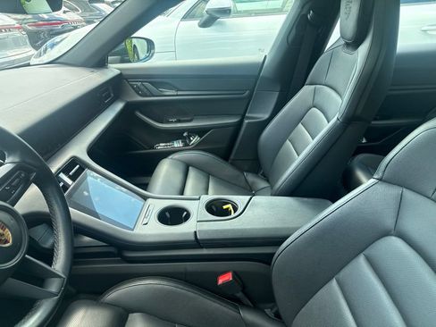 Certified 2022 Porsche Taycan RWD image 3