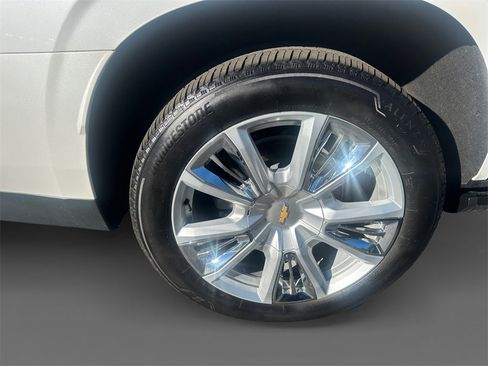 Used 2024 Chevrolet Tahoe High Country image 10