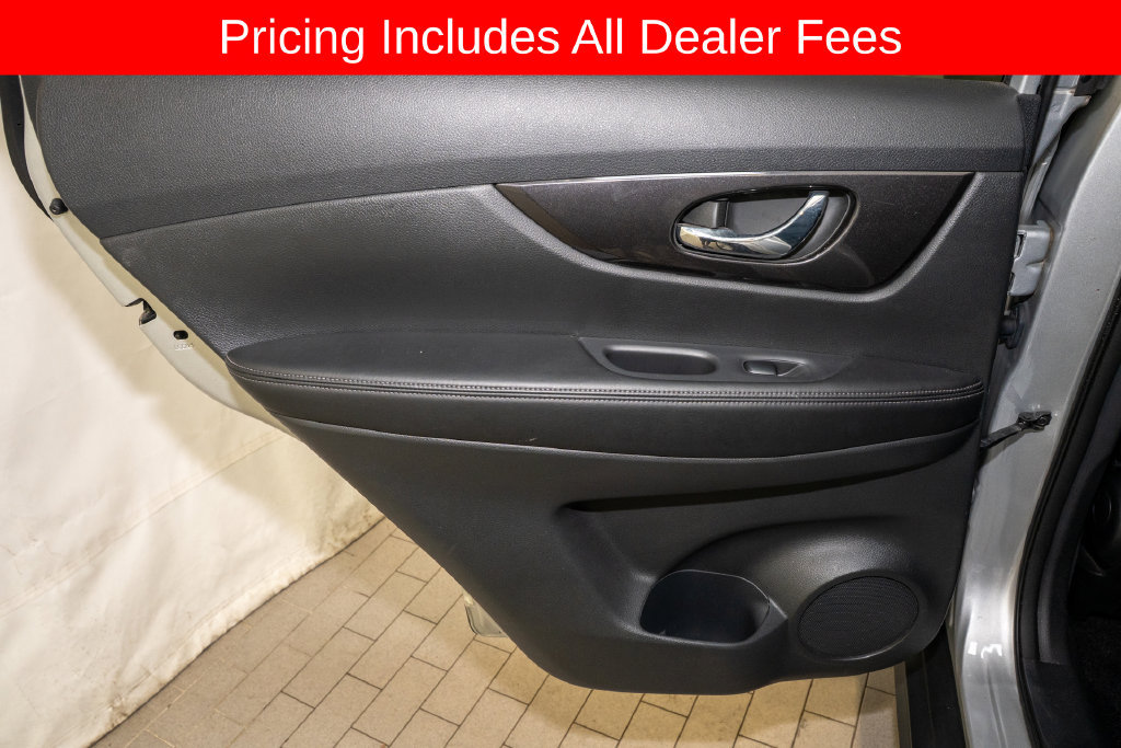Used 2018 Nissan Rogue S w/ S Value Package FWD image 8