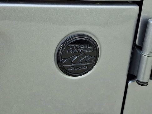 Used 2021 Jeep Wrangler Unlimited Sport AWD/4WD image 28