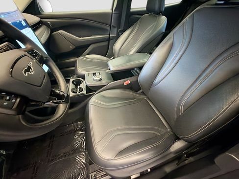 Used 2022 Ford Mustang Mach-E Premium RWD image 11