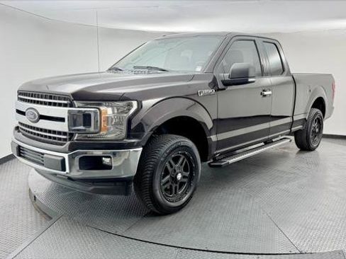 Used 2018 Ford F150 XLT w/ Equipment Group 302A Luxury RWD image 2