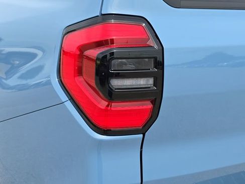 New 2026 Toyota 4Runner SR5 AWD/4WD image 33