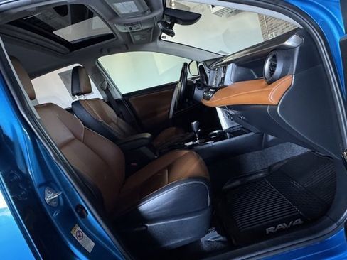 Used 2017 Toyota RAV4 Limited image 22