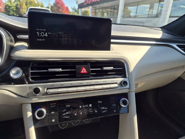 Used 2025 Genesis G70 2.5T AWD/4WD image 16
