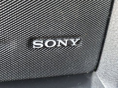 Used 2014 Ford F150 Limited image 23