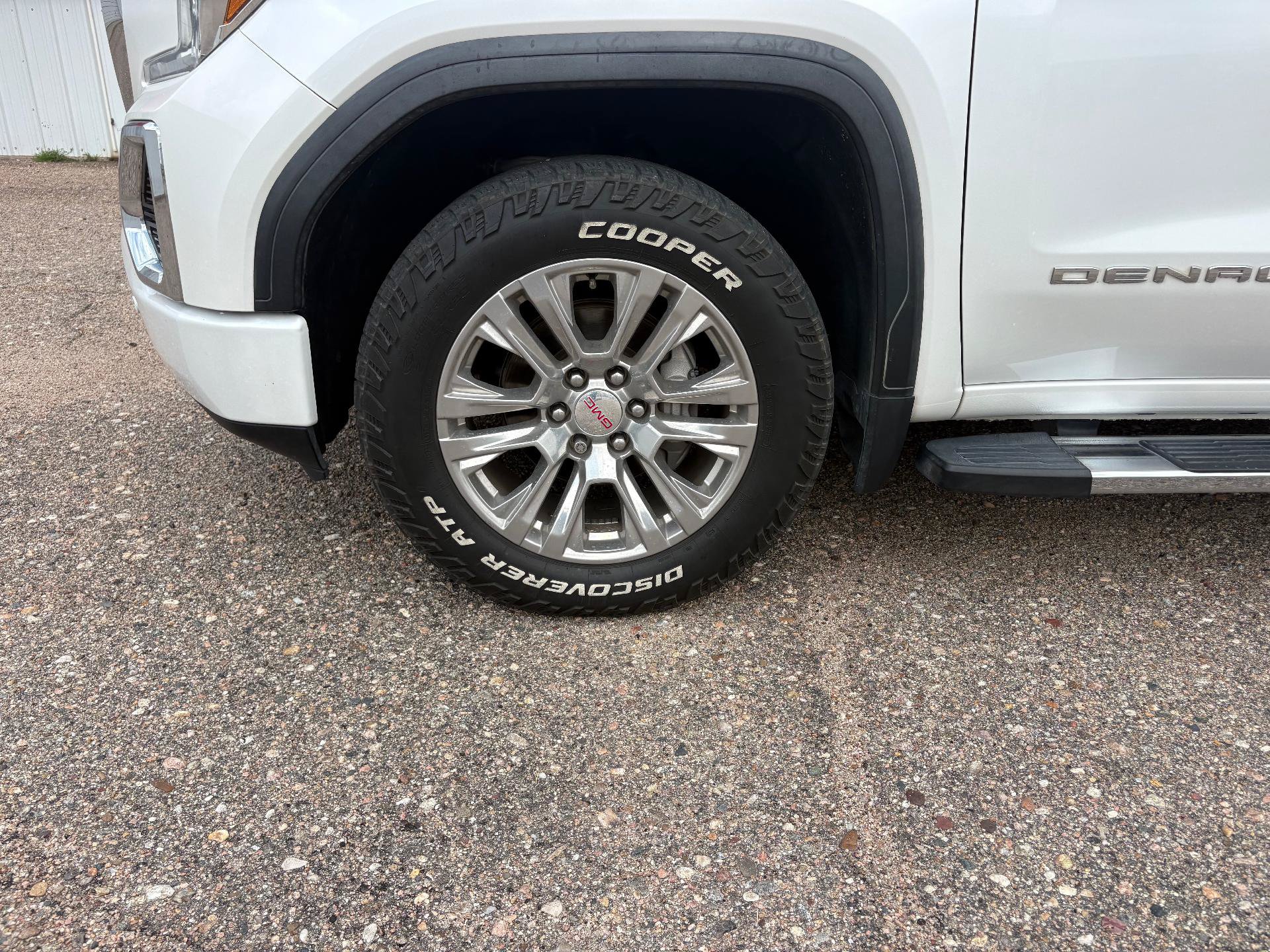Used 2019 GMC Sierra 1500 Denali AWD/4WD image 2
