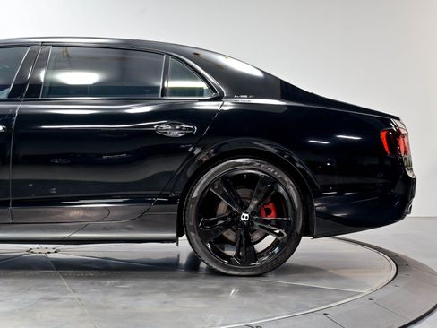 Used 2017 Bentley Flying Spur S W12 AWD/4WD image 43