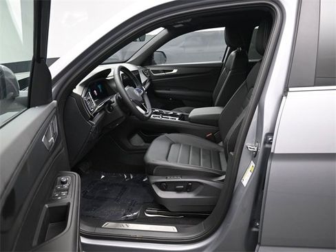 New 2026 Volkswagen Atlas Cross Sport SEL image 9