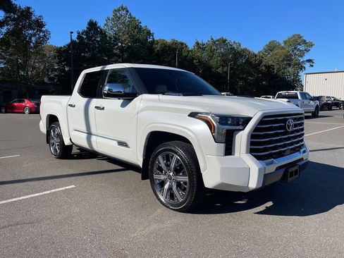 Used 2023 Toyota Tundra Capstone image 4
