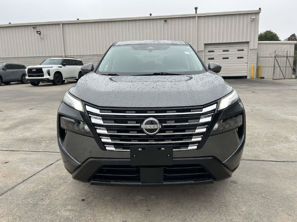 Used 2025 Nissan Rogue SV AWD/4WD image 7