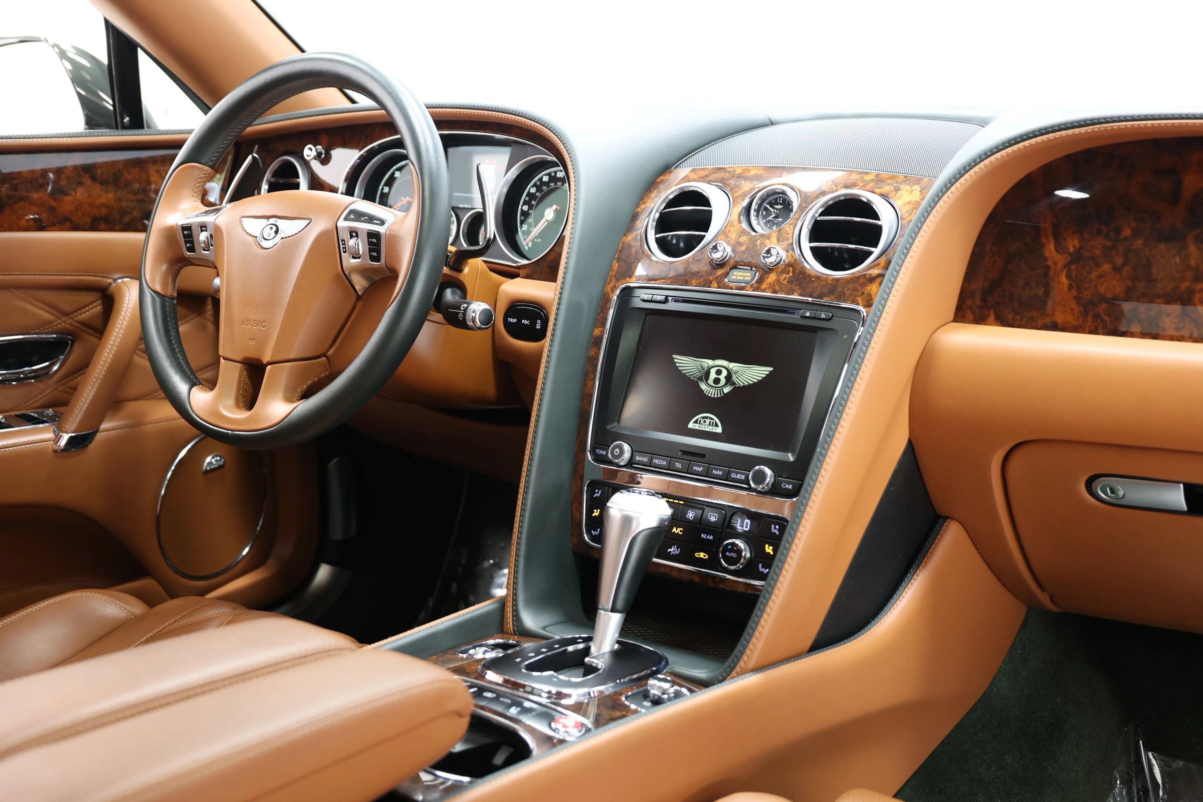 Used 2016 Bentley Flying Spur W12 AWD/4WD image 91