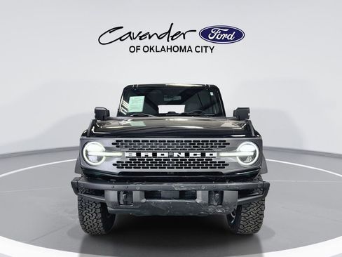 Used 2024 Ford Bronco Badlands AWD/4WD image 3