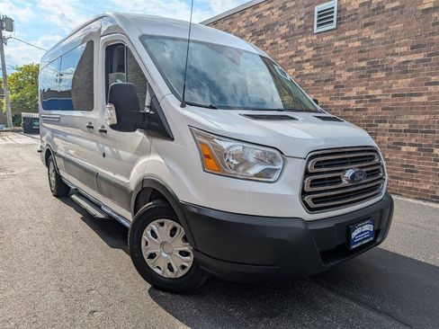 Used 2016 Ford Transit 350 XLT RWD image 3