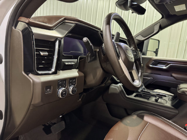 Used 2024 GMC Sierra 2500 Denali w/ Denali Reserve Package AWD/4WD image 12