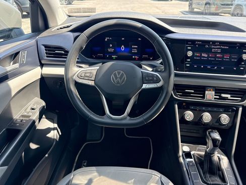 Certified 2023 Volkswagen Taos SE AWD/4WD image 14