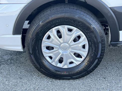 Used 2023 Ford Transit 350 XLT image 32