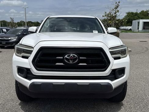 Used 2023 Toyota Tacoma SR AWD/4WD image 9