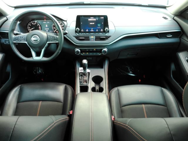 Used 2022 Nissan Altima 2.5 SR FWD image 3