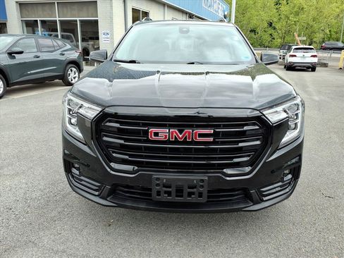 Used 2022 GMC Terrain SLT w/ Elevation Edition AWD/4WD image 10