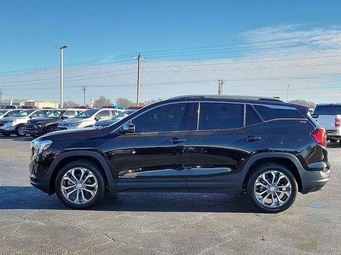 Used 2019 GMC Terrain SLT w/ Preferred Package image 3