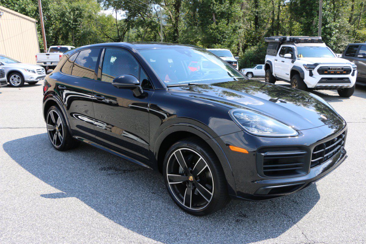 Used 2019 Porsche Cayenne S AWD/4WD image 9