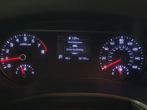 Used 2022 Kia Soul LX image 23