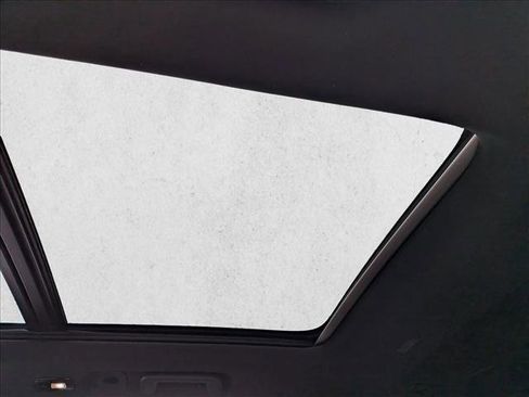 New 2026 Volvo XC90 B6 Plus w/ Protection Package Premier image 16