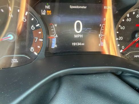Used 2024 Jeep Compass Limited AWD/4WD image 12