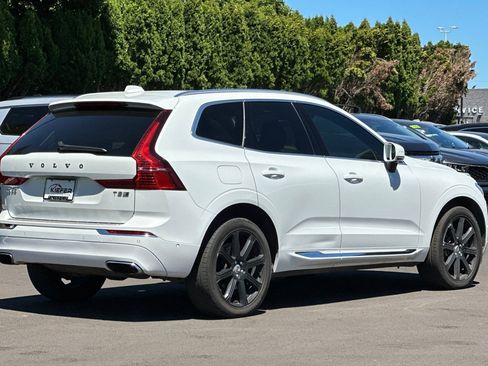 Used 2018 Volvo XC60 T8 Inscription w/ Advanced Package AWD/4WD image 4