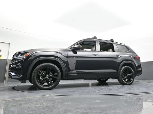 Used 2023 Volkswagen Atlas SEL R-Line image 62